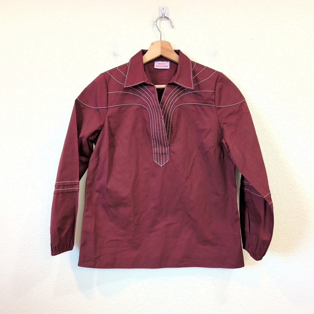 Never A Wallflower Burgundy Western Contrast Stitch Pullover V-Neck Top XS